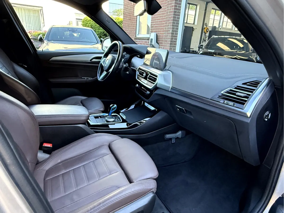 High Executive M-Sport 80 kWh SOH 92.9%, Vol Opties!