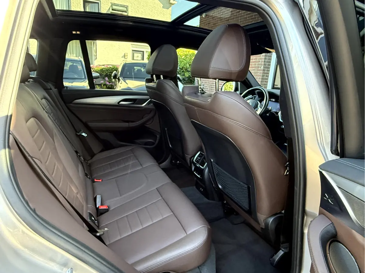 High Executive M-Sport 80 kWh SOH 92.9%, Vol Opties!