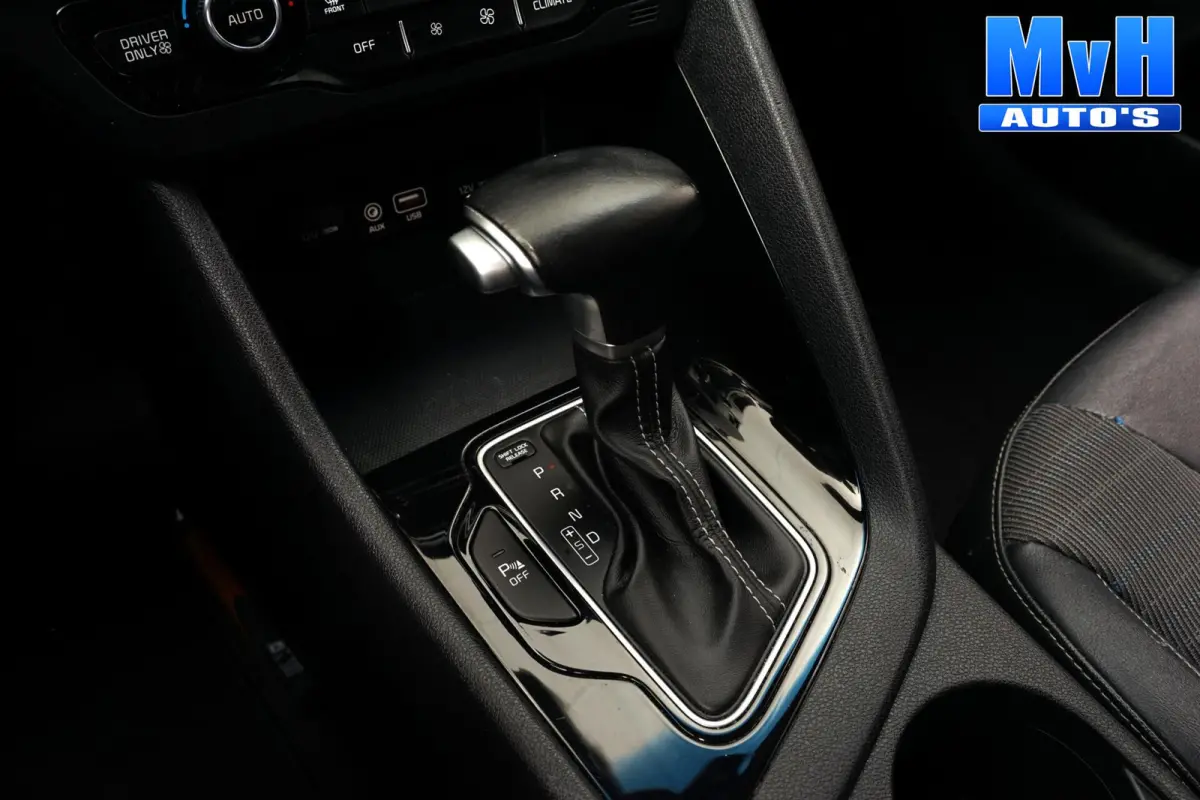 1.6 GDi Hybrid DynamicLine|CARPLAY|NAVI|CAMERA|LED