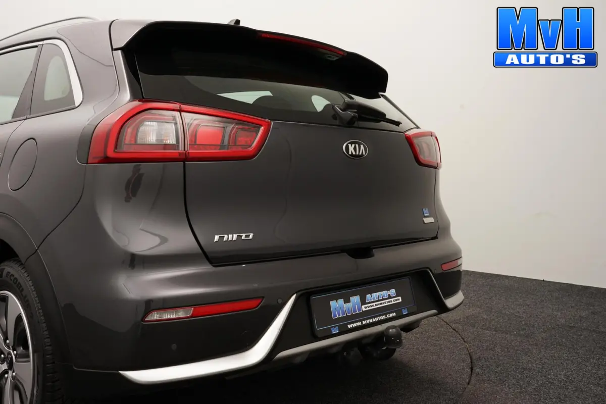 1.6 GDi Hybrid DynamicLine|CARPLAY|NAVI|CAMERA|LED