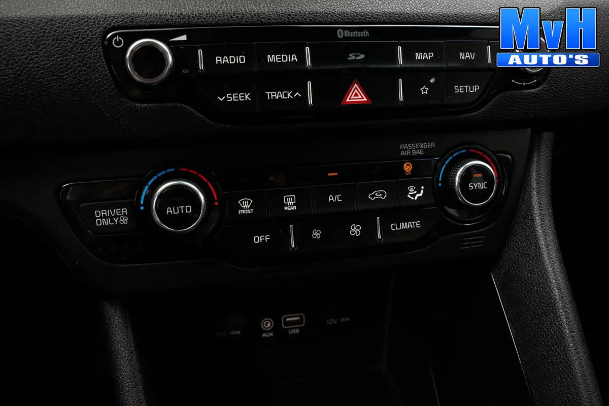 1.6 GDi Hybrid DynamicLine|CARPLAY|NAVI|CAMERA|LED