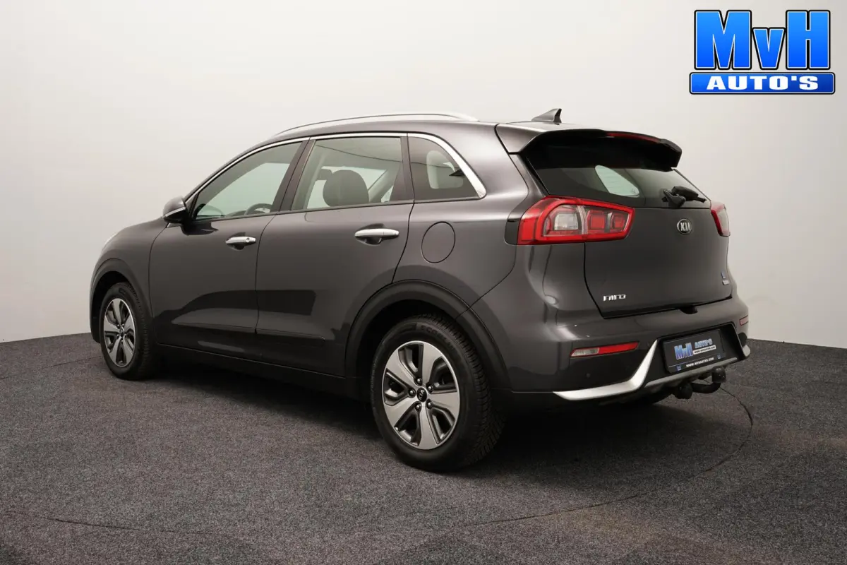 1.6 GDi Hybrid DynamicLine|CARPLAY|NAVI|CAMERA|LED