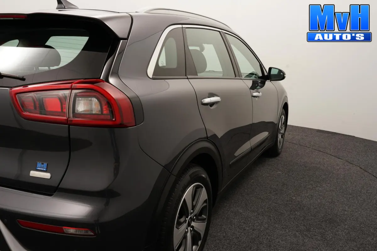 1.6 GDi Hybrid DynamicLine|CARPLAY|NAVI|CAMERA|LED