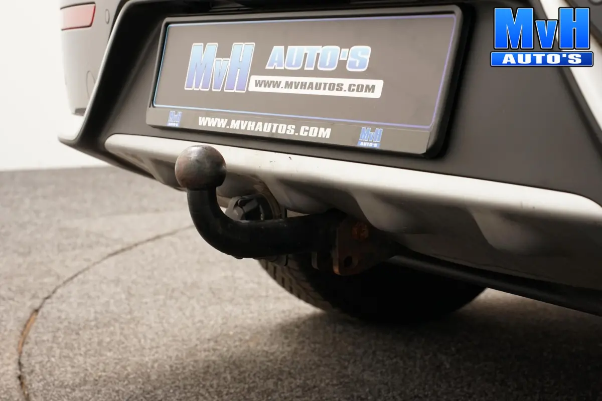 1.6 GDi Hybrid DynamicLine|CARPLAY|NAVI|CAMERA|LED