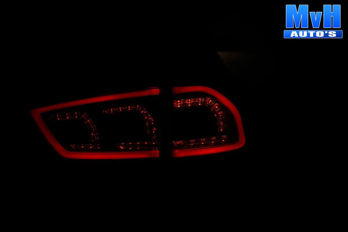 1.6 GDi Hybrid DynamicLine|CARPLAY|NAVI|CAMERA|LED
