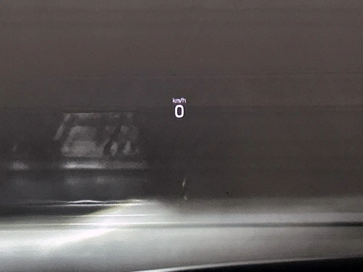 110pk Edition Plus | Elektrisch Verstelb. Bestuurdersstoel | Head-Up Display | Camera | Keyless | AUTOMAAT |