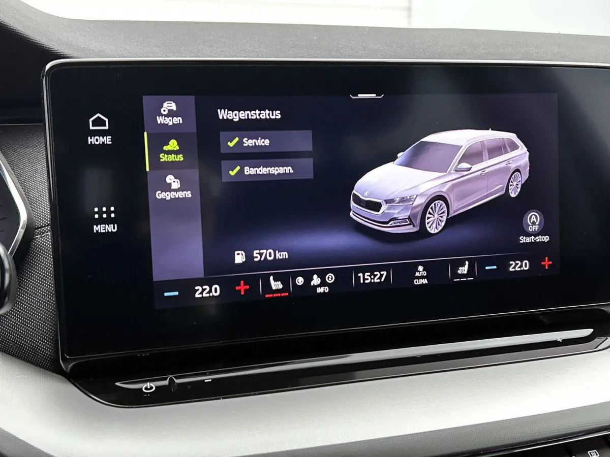 110pk Edition Plus | Elektrisch Verstelb. Bestuurdersstoel | Head-Up Display | Camera | Keyless | AUTOMAAT |