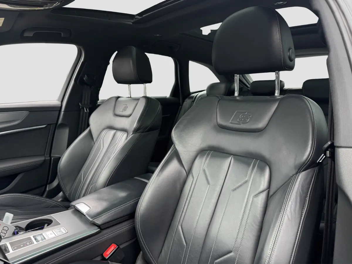 55 TFSI e quattro Competition | Pano | Memory | Bang Olufsen | 20 inch | Carplay | Head Up | S-line | 1e eigenaar
