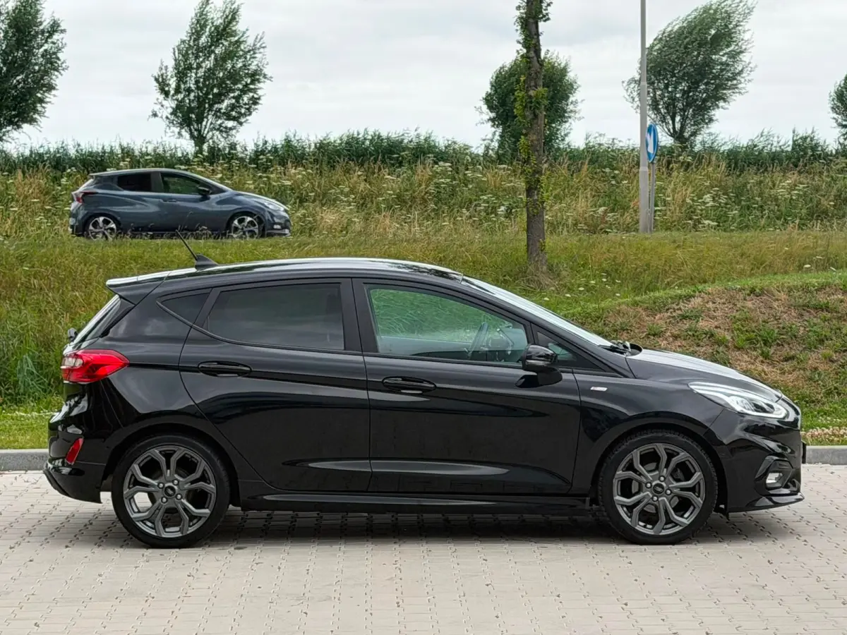 1.0 EcoBoost Hybrid ST-Line - Agate Black - Winterpakket/B&O/Carplay/Camera