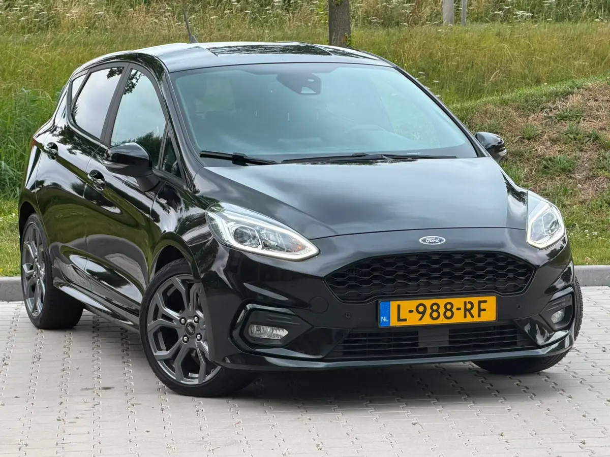 1.0 EcoBoost Hybrid ST-Line - Agate Black - Winterpakket/B&O/Carplay/Camera