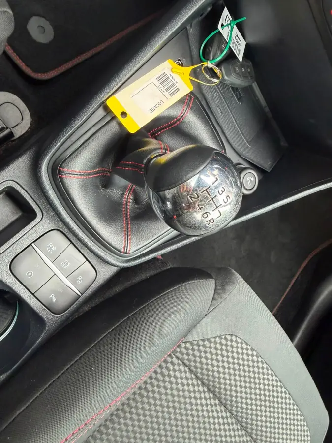 1.0 EcoBoost Hybrid ST-Line - Agate Black - Winterpakket/B&O/Carplay/Camera