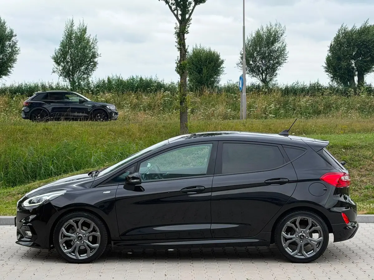 1.0 EcoBoost Hybrid ST-Line - Agate Black - Winterpakket/B&O/Carplay/Camera