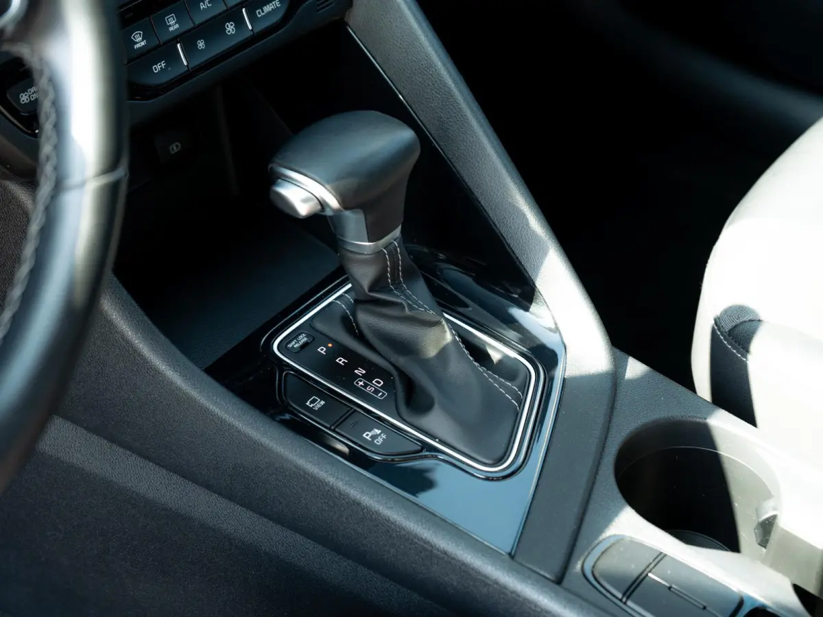 1.6 GDi Hybrid DynamicLine | Trekhaak | Cruise control adaptief | Navigatie | achteruitrijcamera | Carplay | Parkeersensoren achter