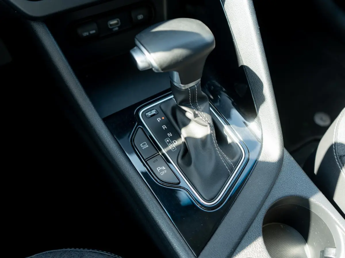 1.6 GDi Hybrid DynamicLine | Trekhaak | Cruise control adaptief | Navigatie | achteruitrijcamera | Carplay | Parkeersensoren achter
