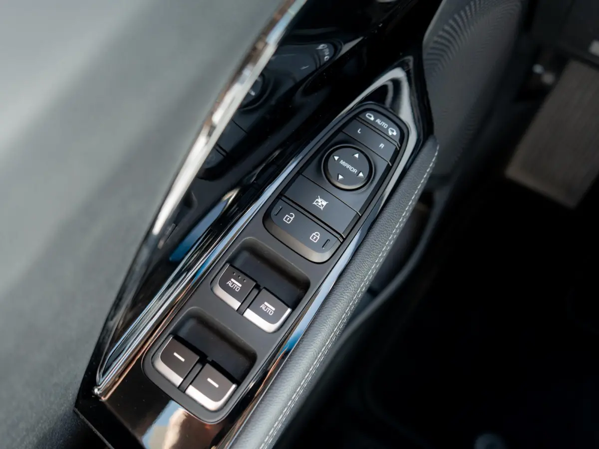 1.6 GDi Hybrid DynamicLine | Trekhaak | Cruise control adaptief | Navigatie | achteruitrijcamera | Carplay | Parkeersensoren achter