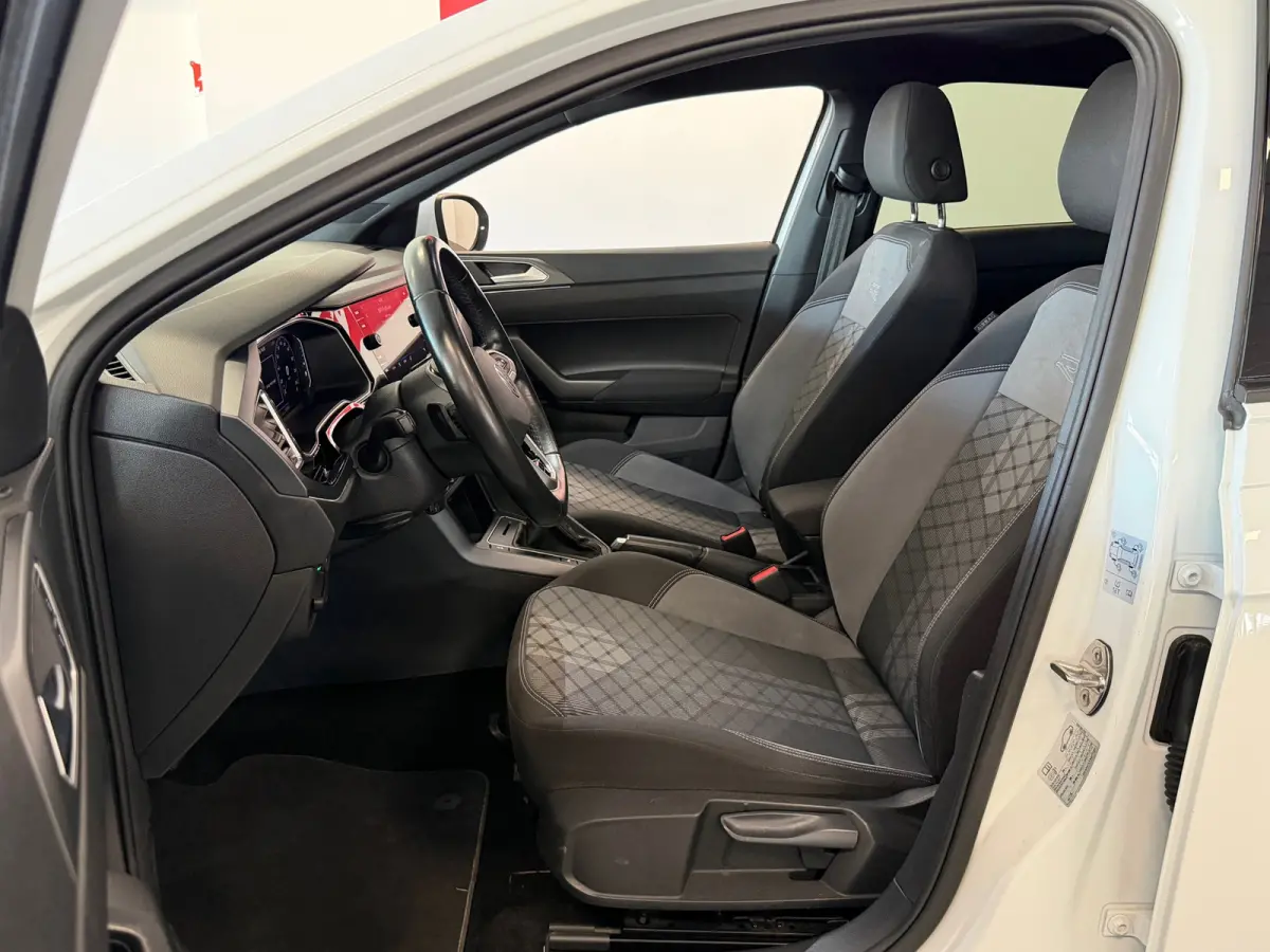 1.0 TSI R-Line|CAR-PLAY|ECC AIRCO|PANORAMA|CRUISE