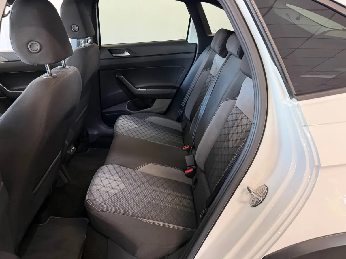 1.0 TSI R-Line|CAR-PLAY|ECC AIRCO|PANORAMA|CRUISE