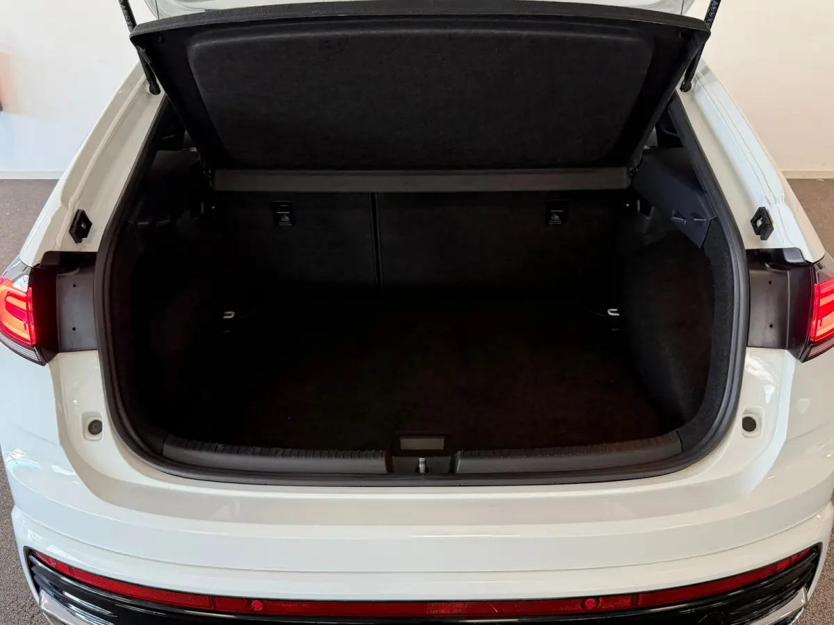 1.0 TSI R-Line|CAR-PLAY|ECC AIRCO|PANORAMA|CRUISE