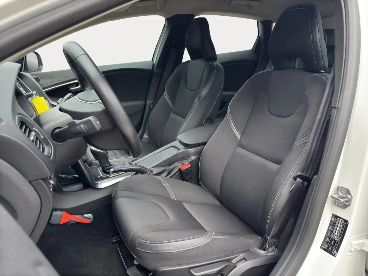 1.5 T2 Polar+ | Cruise control | Trekhaak afneembaar | Stoelverwarming |