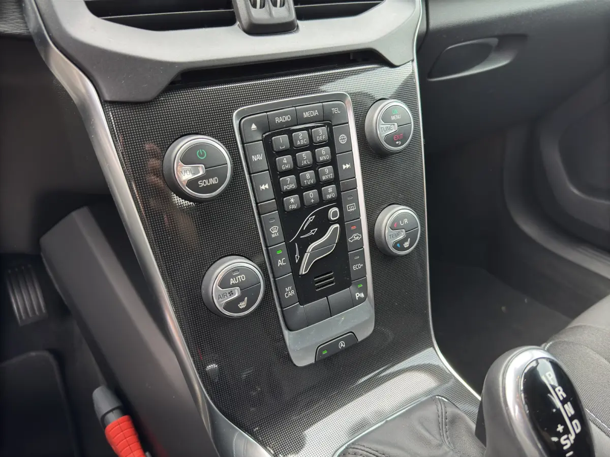 1.5 T2 Polar+ | Cruise control | Trekhaak afneembaar | Stoelverwarming |