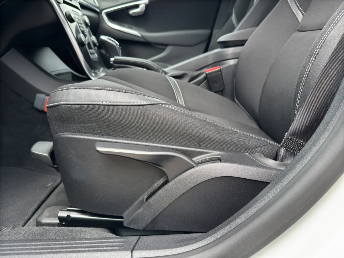 1.5 T2 Polar+ | Cruise control | Trekhaak afneembaar | Stoelverwarming |