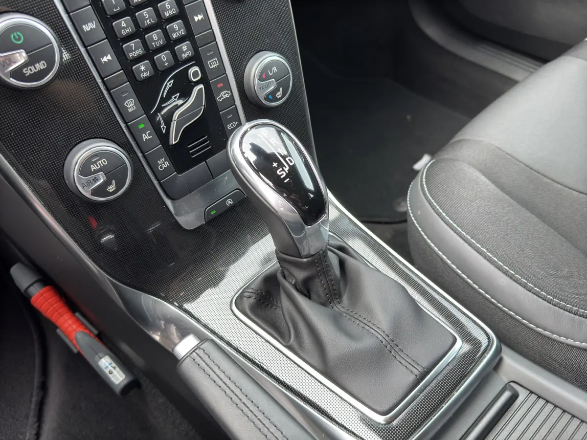 1.5 T2 Polar+ | Cruise control | Trekhaak afneembaar | Stoelverwarming |