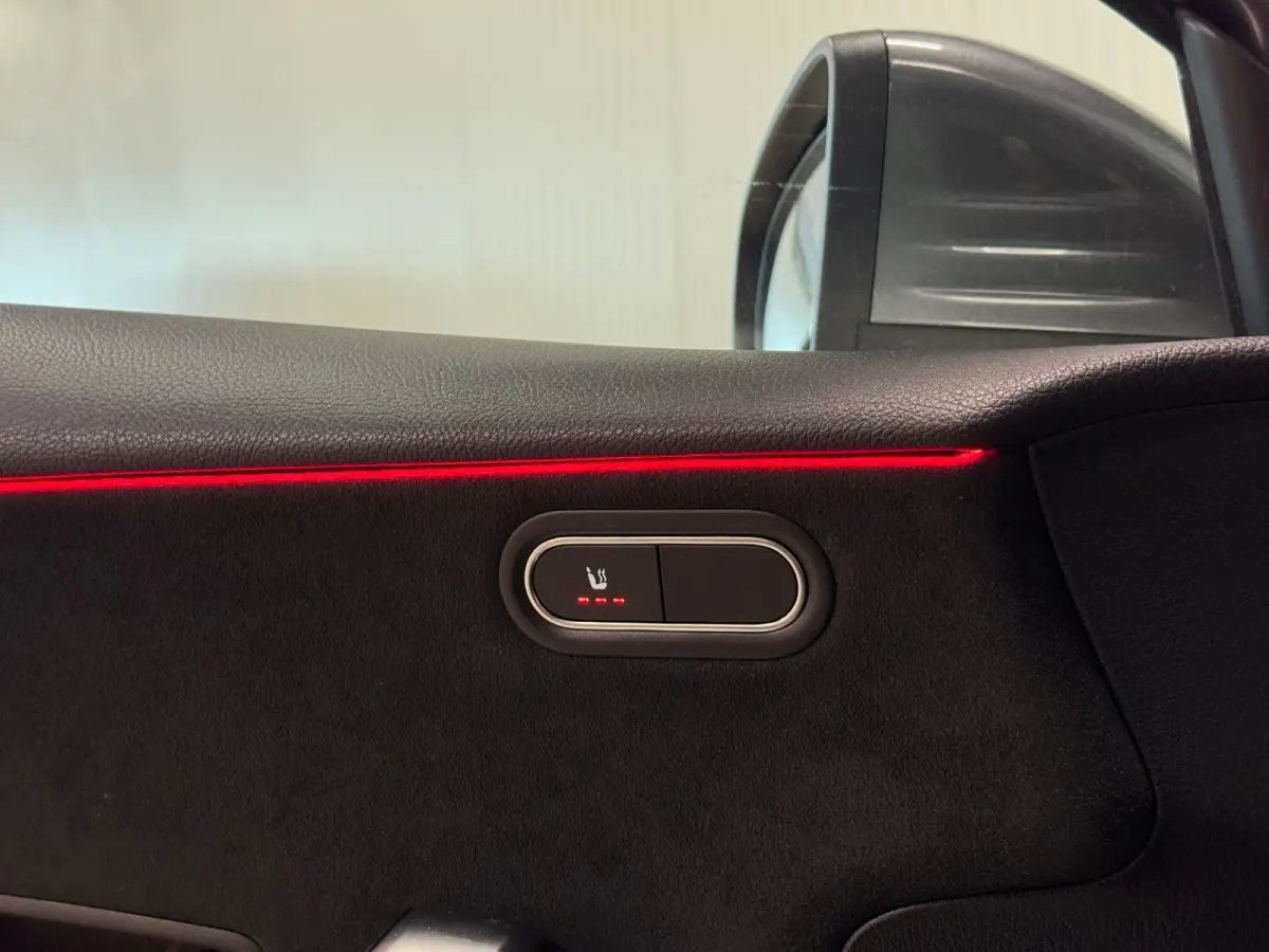 250 e Business Solution AMG Limited | PANO | AMBIANCE | LED