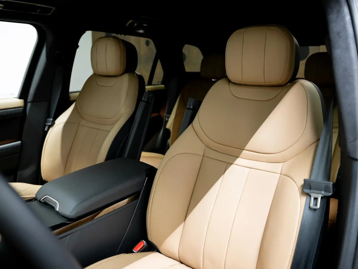 3.0 P550e Autobiography PHEV | Koelbox | Achterasbest. | Trekhaak | Massage | HUD |