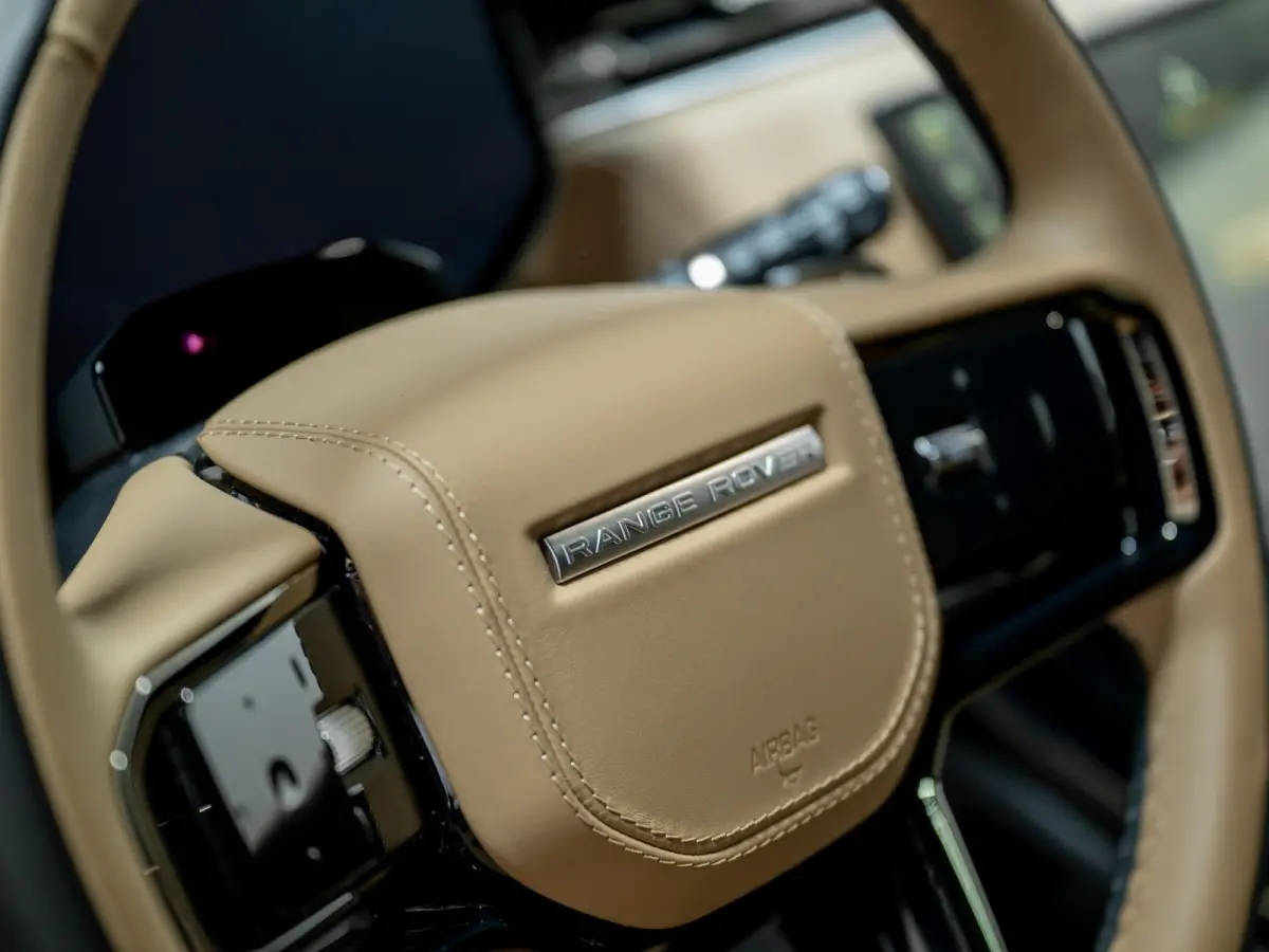3.0 P550e Autobiography PHEV | Koelbox | Achterasbest. | Trekhaak | Massage | HUD |