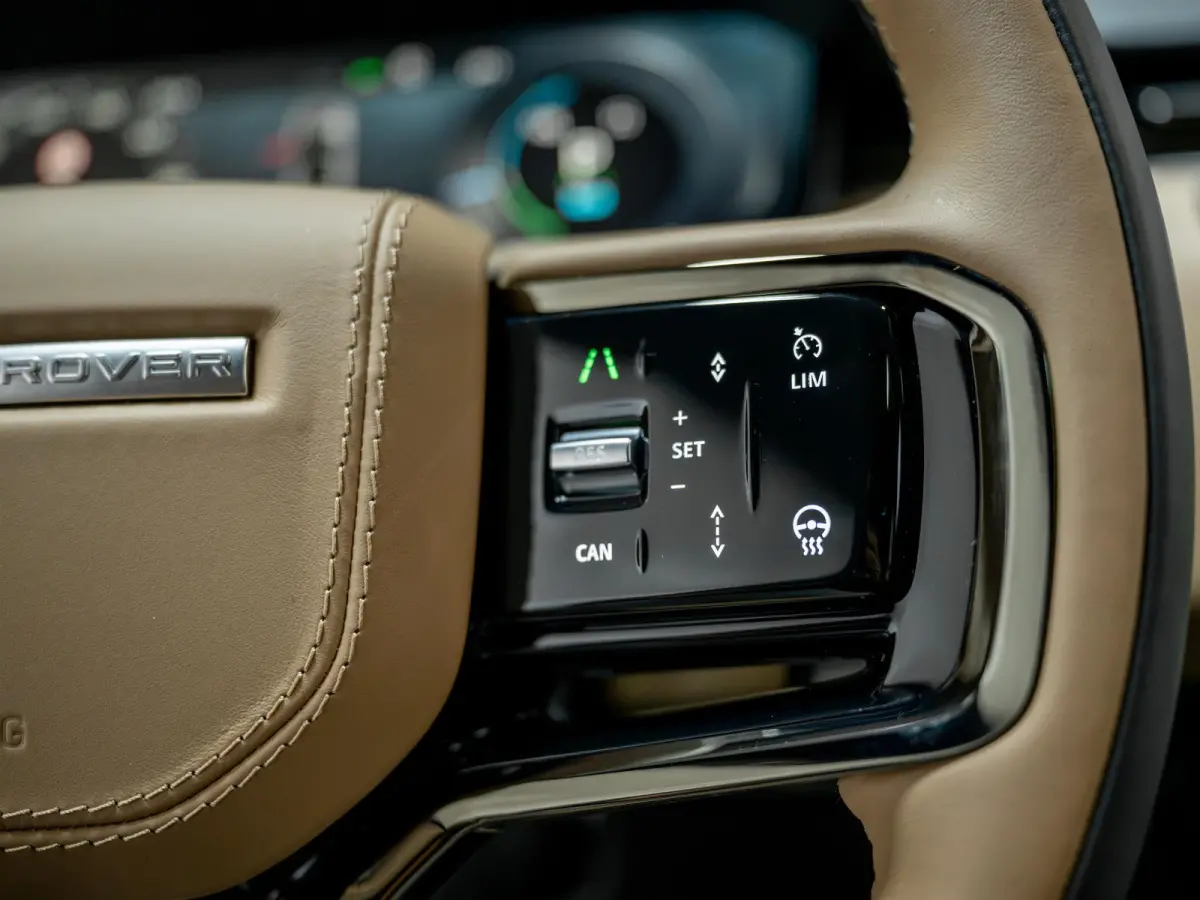 3.0 P550e Autobiography PHEV | Koelbox | Achterasbest. | Trekhaak | Massage | HUD |