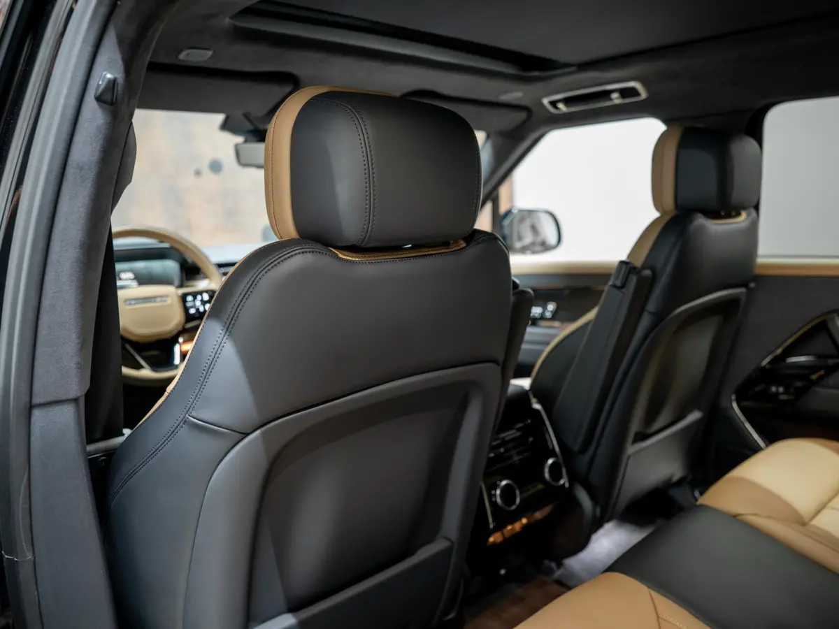 3.0 P550e Autobiography PHEV | Koelbox | Achterasbest. | Trekhaak | Massage | HUD |