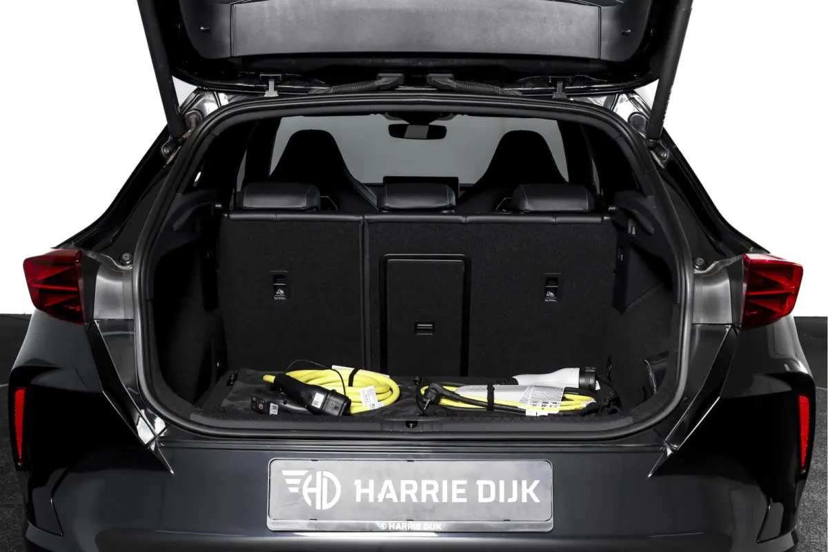 1.5 TSI e-Hybrid VZ Performance | Dig. Cockpit | Adapt. Cruise | Stoel-+Stuurverw. | PDC | Camera | NAV + App. Connect | ECC | Sennheiser | Elek. Klep | LM 19" | 5475