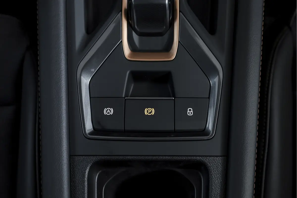 1.5 TSI e-Hybrid VZ Performance | Dig. Cockpit | Adapt. Cruise | Stoel-+Stuurverw. | PDC | Camera | NAV + App. Connect | ECC | Sennheiser | Elek. Klep | LM 19" | 5475