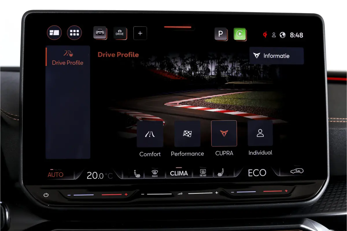 1.5 TSI e-Hybrid VZ Performance | Dig. Cockpit | Adapt. Cruise | Stoel-+Stuurverw. | PDC | Camera | NAV + App. Connect | ECC | Sennheiser | Elek. Klep | LM 19" | 5475