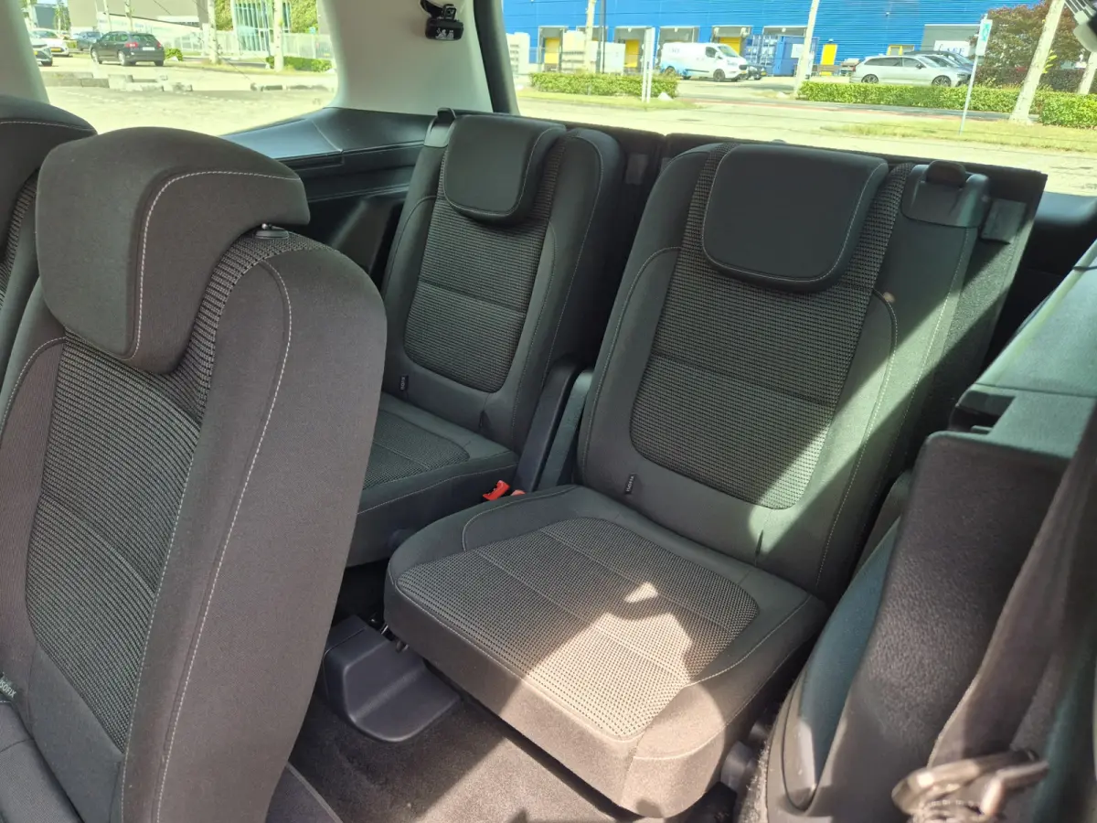 1.4 TSI Comfortline 7persoons, Carplay/Andriod/Camera,LM velgen,stoelverwarming,Parkeerrsensoren V+A,