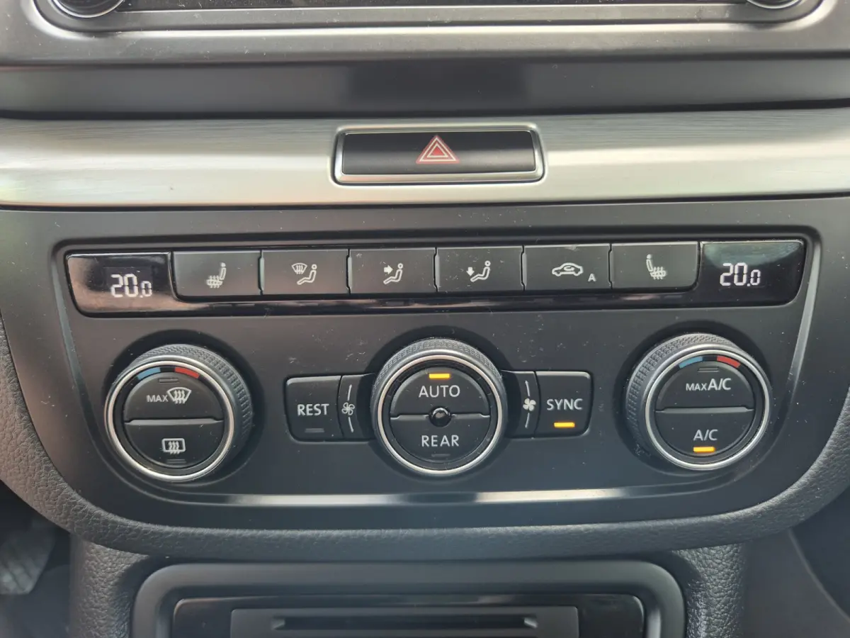 1.4 TSI Comfortline 7persoons, Carplay/Andriod/Camera,LM velgen,stoelverwarming,Parkeerrsensoren V+A,
