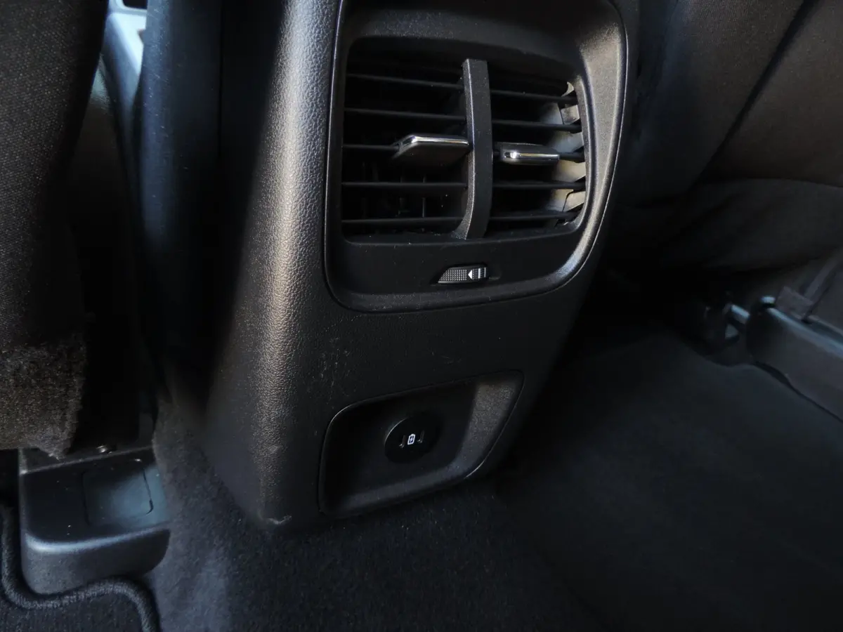2.5 PHEV Titanium 242PK 24.000km | 1e Eig | LED kopl | Dodehoek | Camera | Adapt.cruise | CarPlay | Keyless | PDC v+a