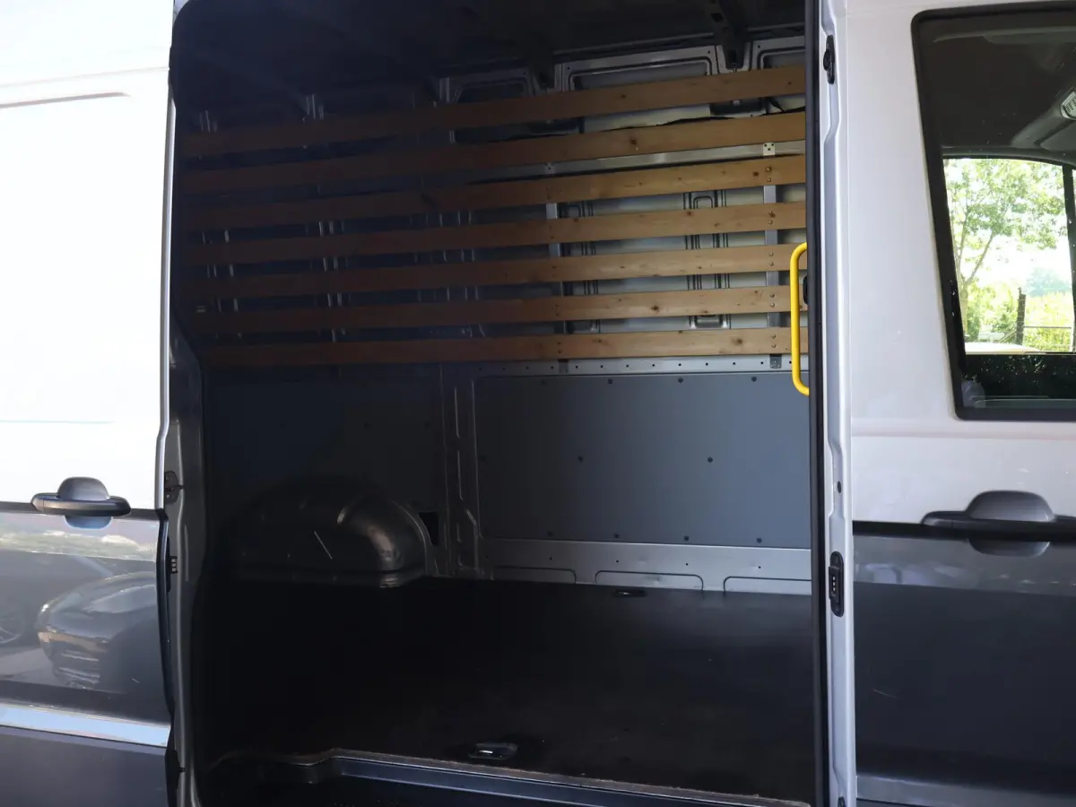 35 2.0 TDI 140 PK L3H3 TWO-TONE + 3000 KG TREKHAAK | APPLE CARPLAY | CRUISE | SIDEBARS | NAVIGATIE