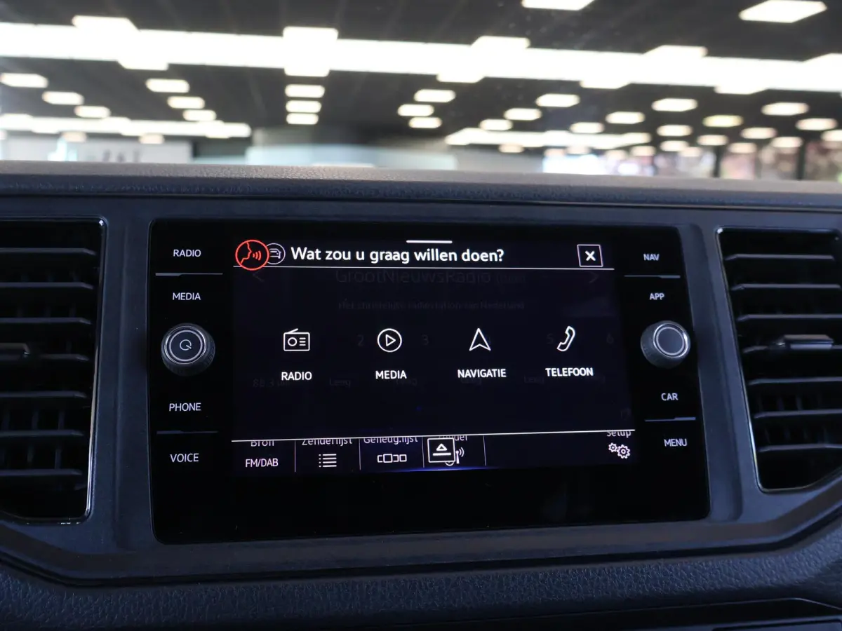 35 2.0 TDI 140 PK L3H3 TWO-TONE + 3000 KG TREKHAAK | APPLE CARPLAY | CRUISE | SIDEBARS | NAVIGATIE