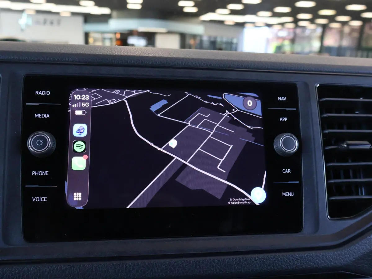 35 2.0 TDI 140 PK L3H3 TWO-TONE + 3000 KG TREKHAAK | APPLE CARPLAY | CRUISE | SIDEBARS | NAVIGATIE