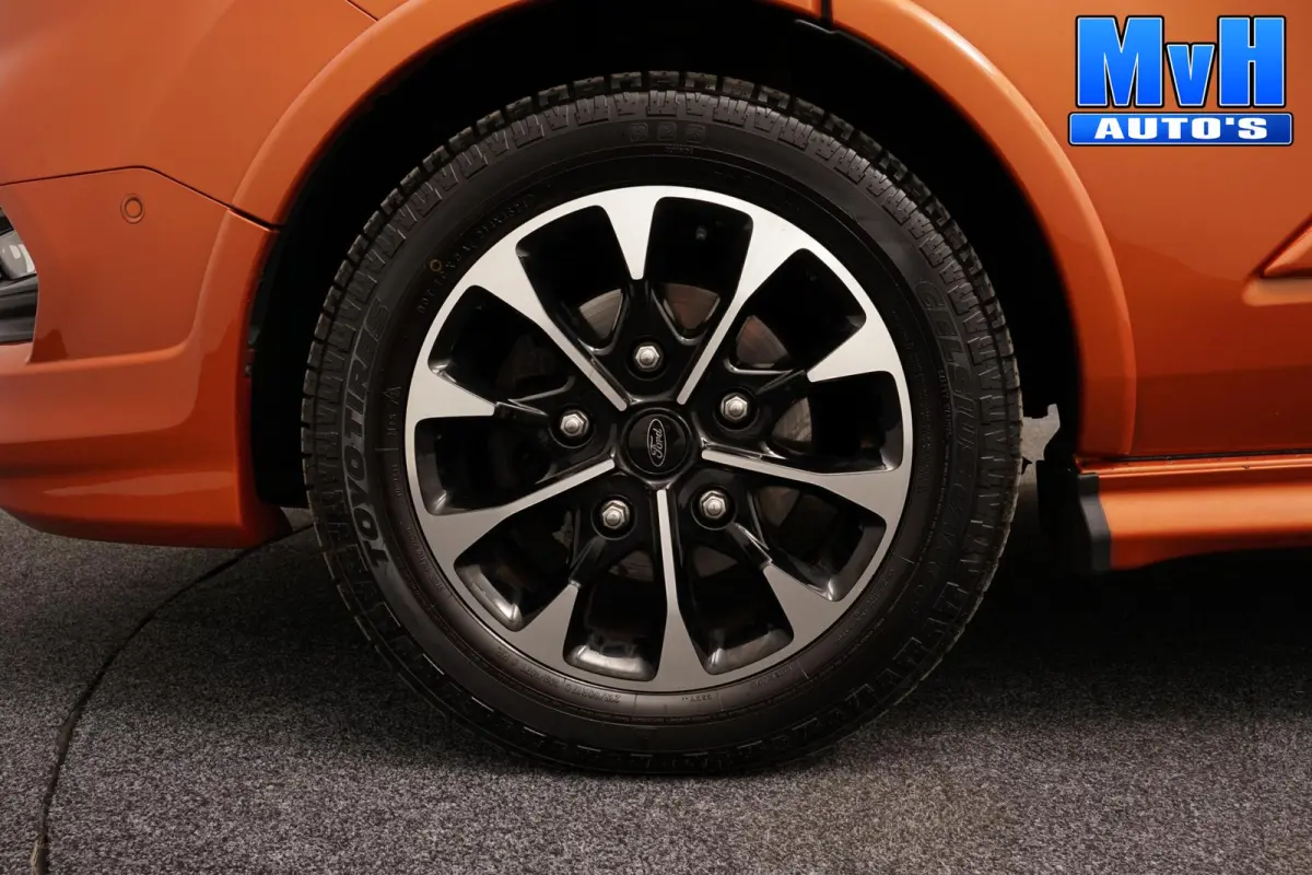 320 2.0 TDCI L1H1 Sport DC|MARGE|BPM VRIJ