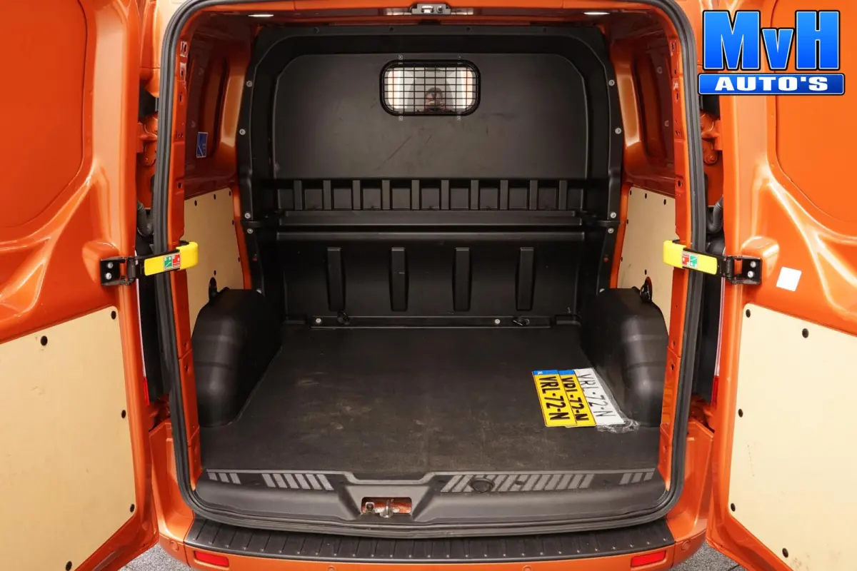320 2.0 TDCI L1H1 Sport DC|MARGE|BPM VRIJ