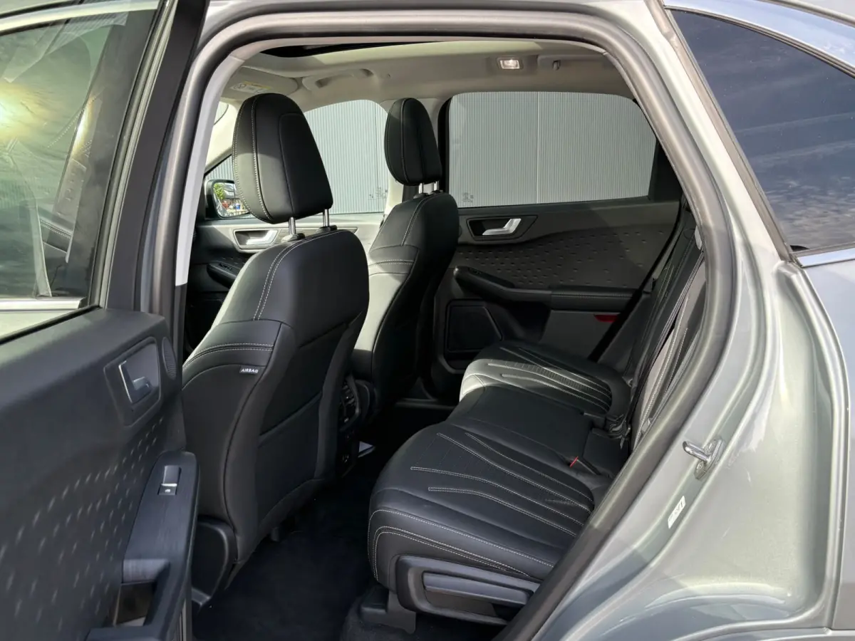 2.5 PHEV Vignale Elektr.-Trekhaak/Pano-dak/Head-up/Winter-pack