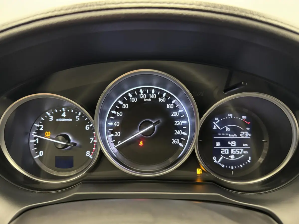 2.0 SkyActiv-G 165 TS+ Afn.Trekhaak-Navigatie-Cr.contr-Clima-Camera-Parkeersensoren-Stoel/Stuurverwarming-Lm19''velgen-Leder-LED