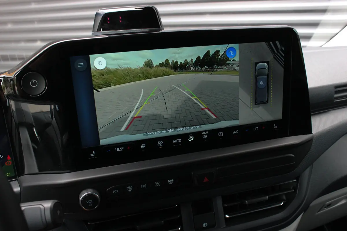 Cust. 340 L2H1 Limited 71 kWh 218PK / JB- EDITON / CAMERA / 370KM RANGE /APPLE CARPLAY /DRIVERS- PACK /FULL OPTIONS