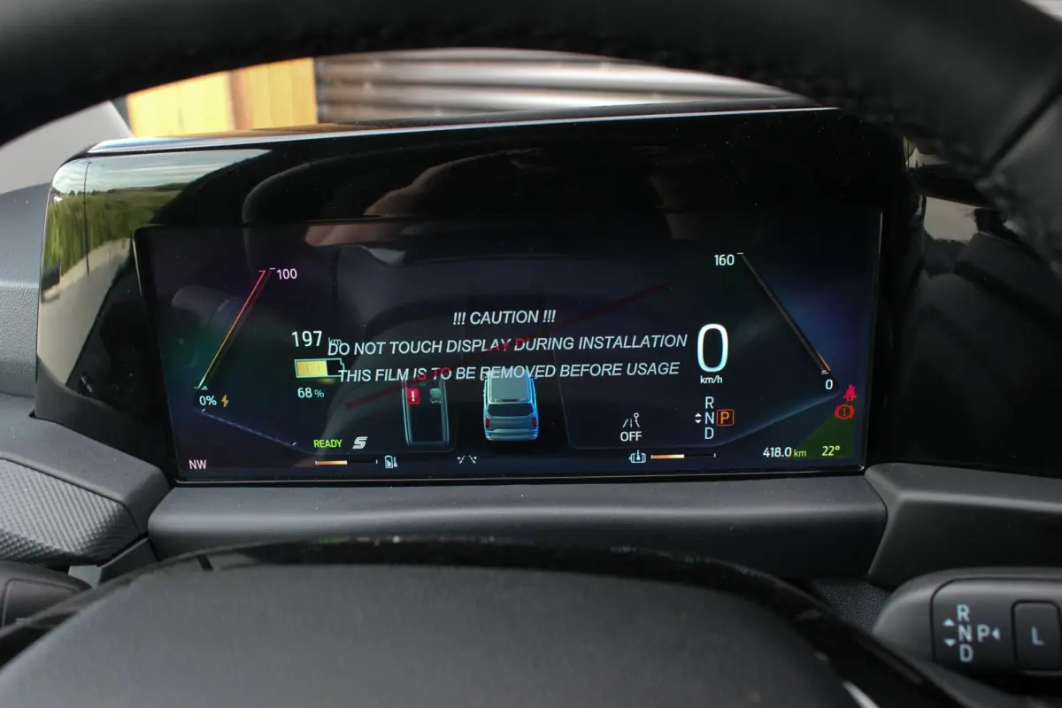 Cust. 340 L2H1 Limited 71 kWh 218PK / JB- EDITON / CAMERA / 370KM RANGE /APPLE CARPLAY /DRIVERS- PACK /FULL OPTIONS