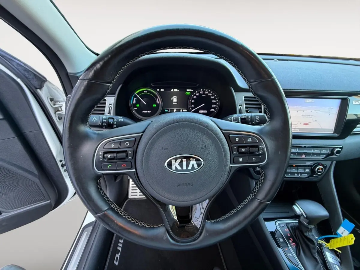 1.6 GDi PHEV Luxury Edition | AUTOMAAT | LEDER | NAVI | CAMERA | TREKHAAK | CLIMATE & CRUISE CONTROLE | ETC...