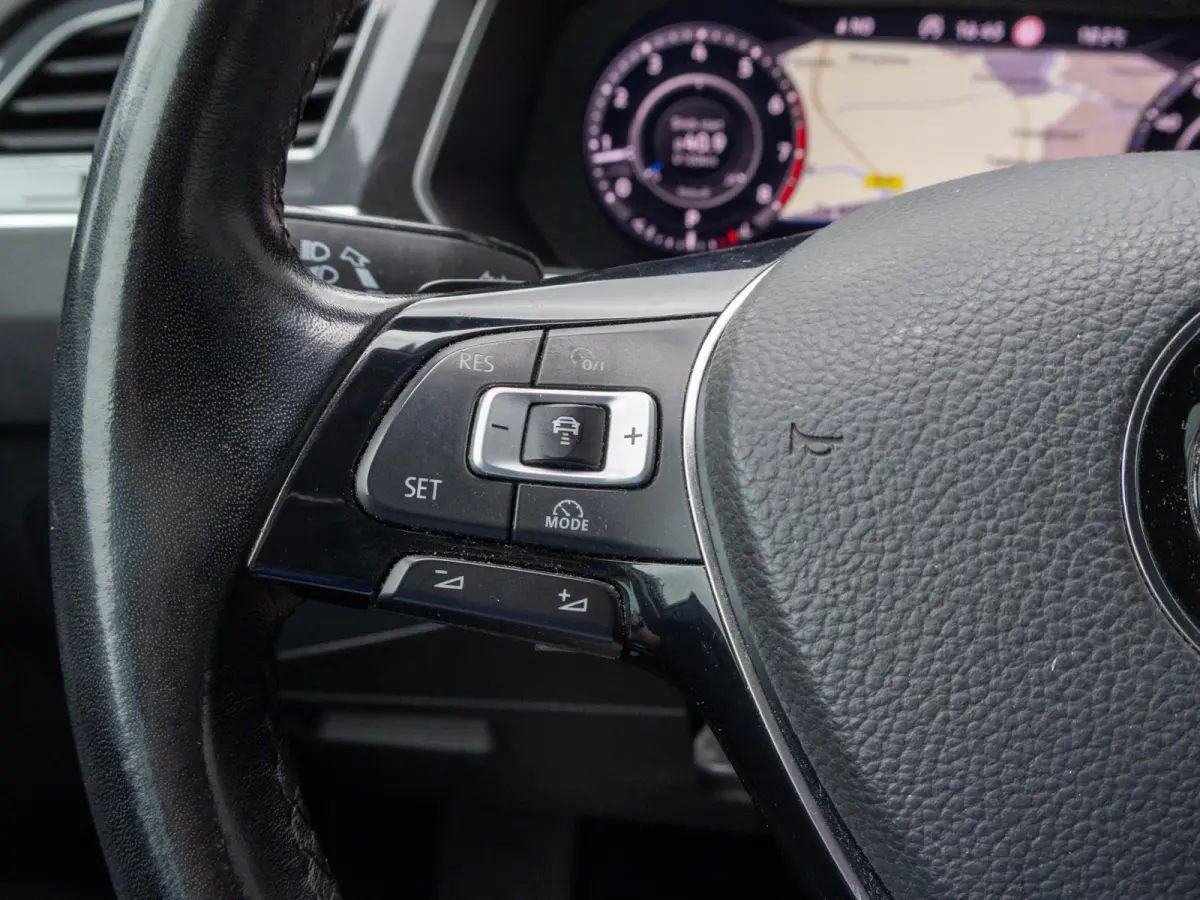 1.4 TSI ACT Comfortline Business Virtual cockpit ACC 17"