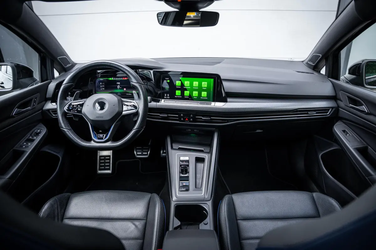 2.0 TSI R 4Motion 320pk R-Performance Pack| Pano-dak|H/K|Stoelkoeling|Leder|Memory|HuD|IQ-Led|ACC|Winterpack|Topconditie!