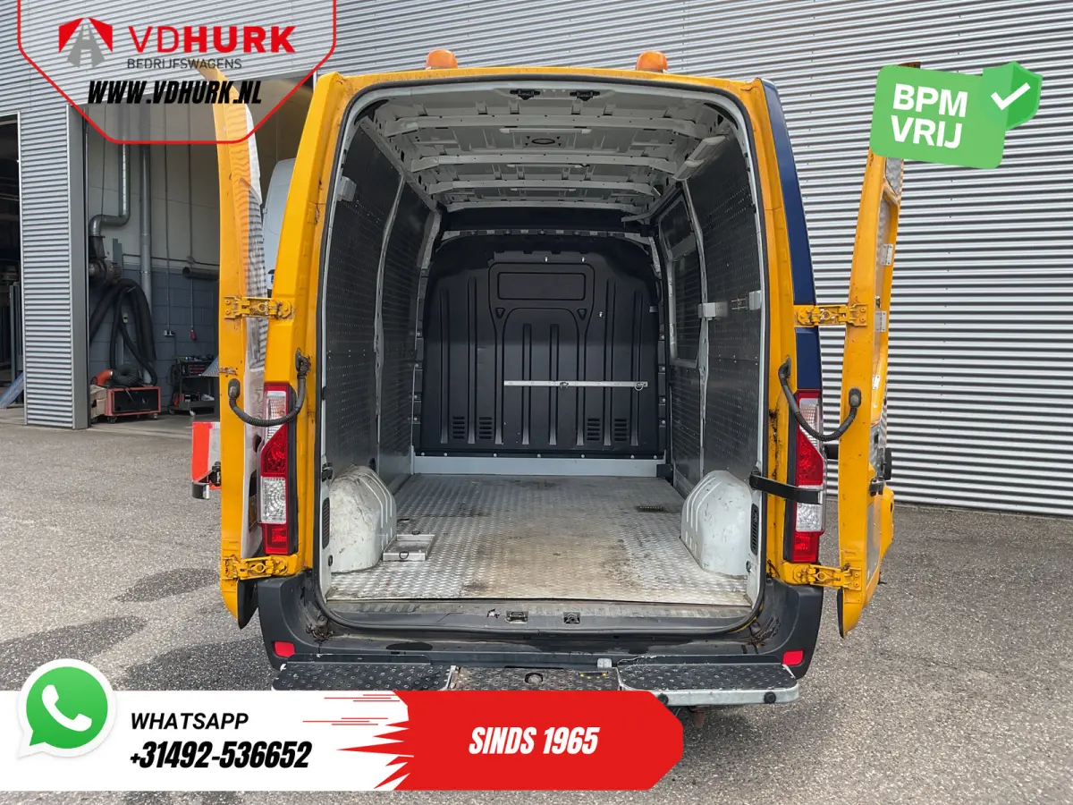 2.3 dCi 145 pk L2H2 EXPORT 270Gr.Deuren/ Gev.Stoel/ Airco/ Navi/ Cruise/ PDC/ Sidebars